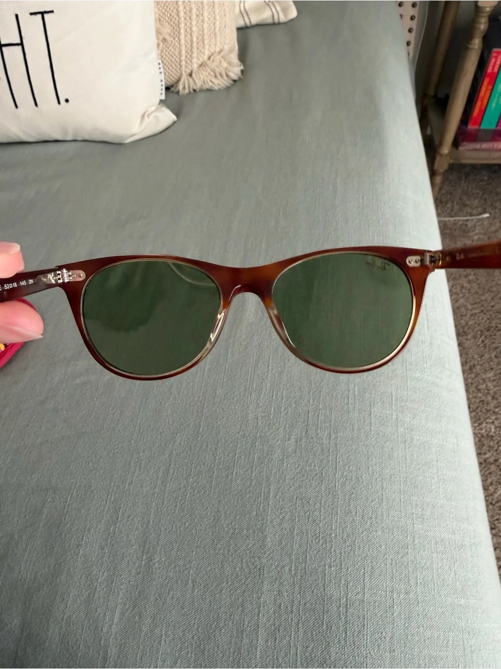 Womens Raybans - Picture 5 of 8